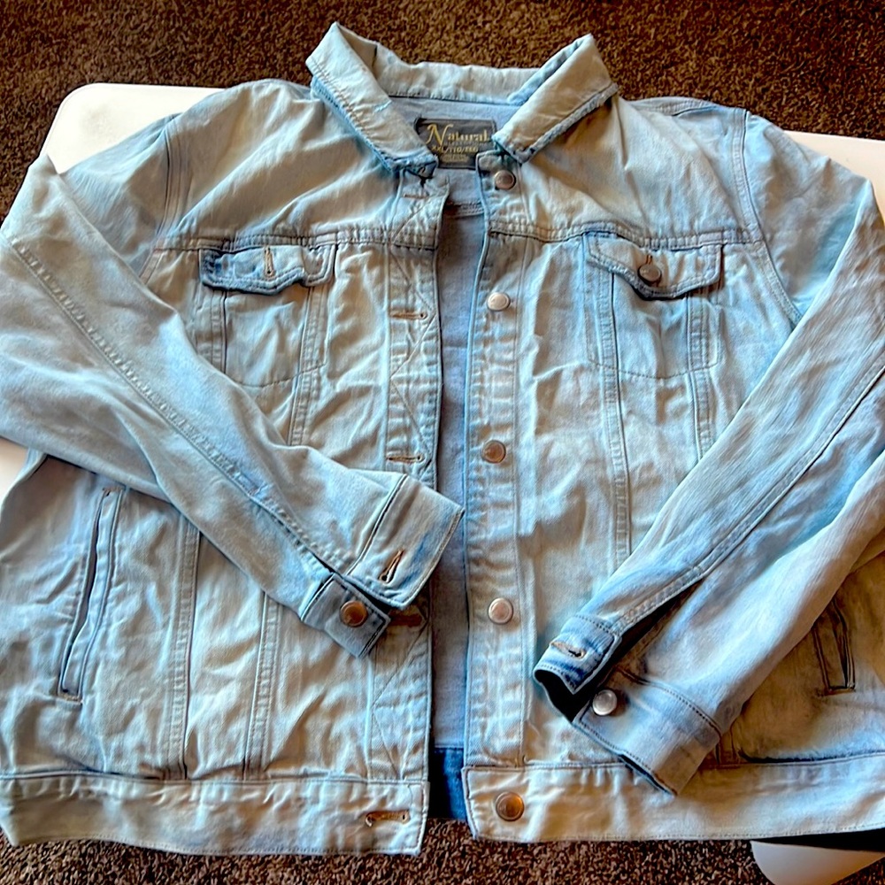 Women’s Blue Jean Jacket